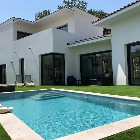 Merya Piscine & * Le Grau-d'Agde